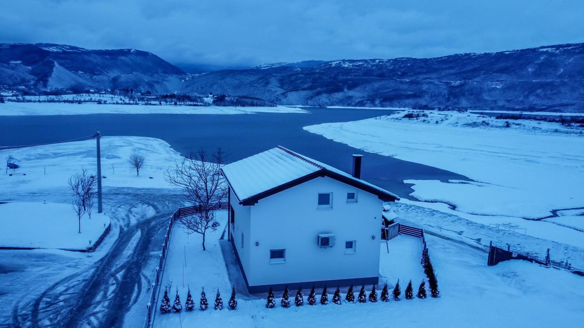 Vikendica Bosnjak Prozor Exteriér fotografie